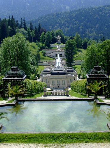 Ammergauer Alpen Schloss Linderhof Pixabay2